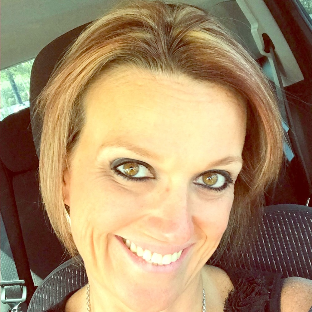 Meet your Posher, Leah